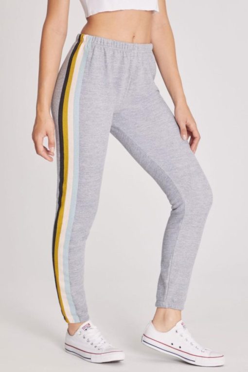 Outfittershub.shop0a49df1954 3