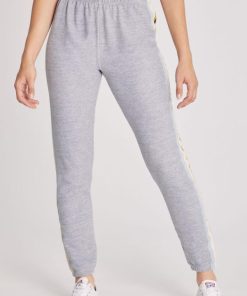 Outfittershub.shop0a49df1954 4