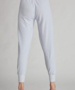 Outfittershub.shop0a79a1cc9a 4