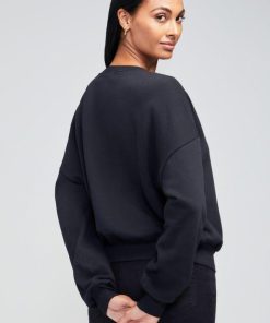 Outfittershub.shop20eb16c50d 3