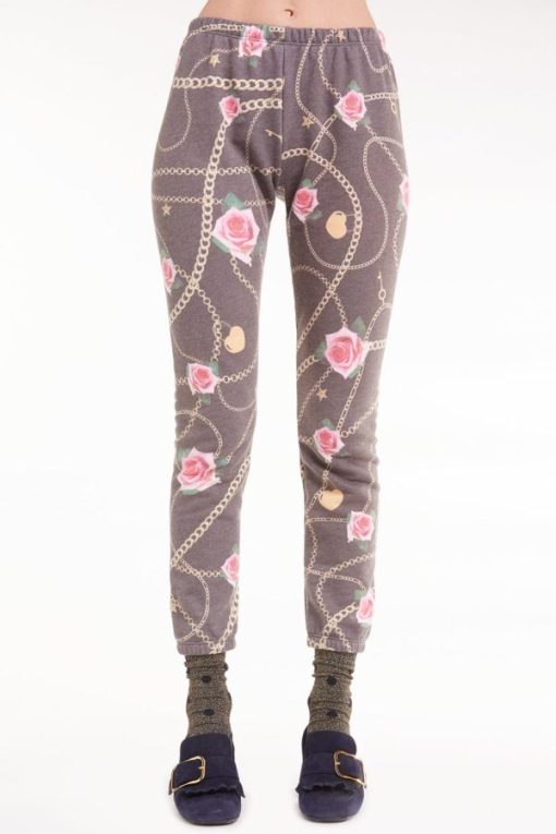 Outfittershub.shop21b8332b1e 1