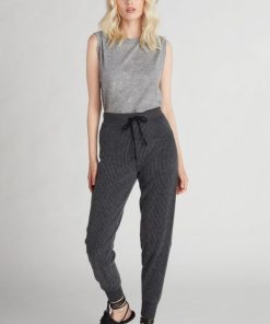 Outfittershub.shop2832d75993 5