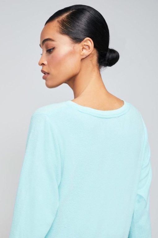 Outfittershub.shop292467b64e 4