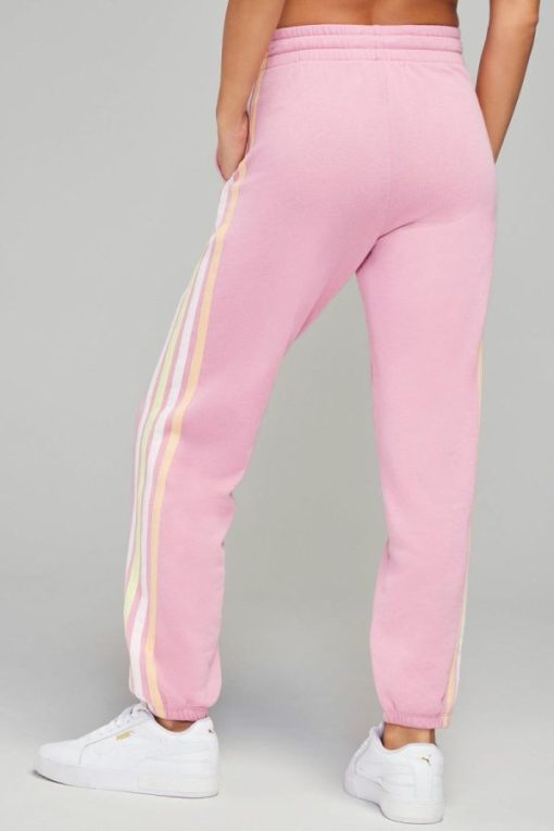 Outfittershub.shop2b5b0bca24 1