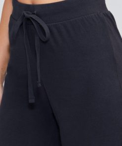Outfittershub.shop2f8b0ce844 2
