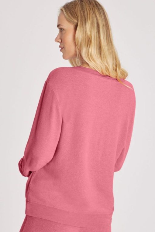Outfittershub.shop3dcffd042b 2