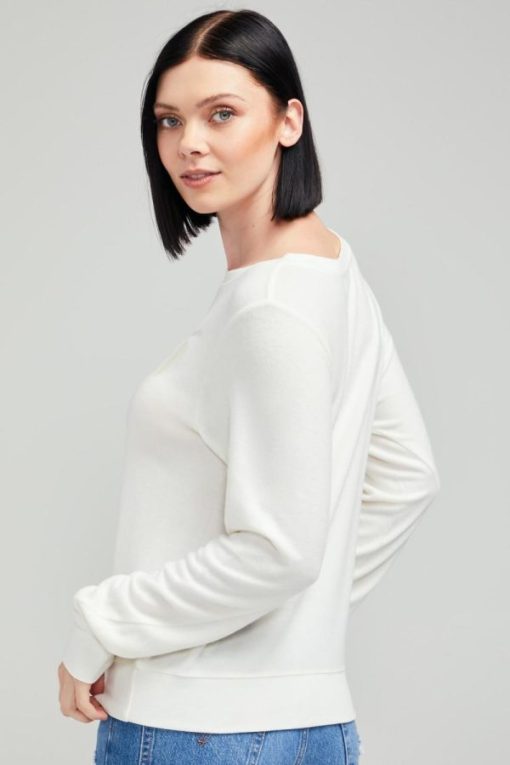Outfittershub.shop652b4bf7d6 2