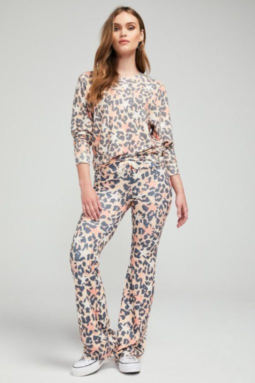 Outfittershub.shopd720454d64 1
