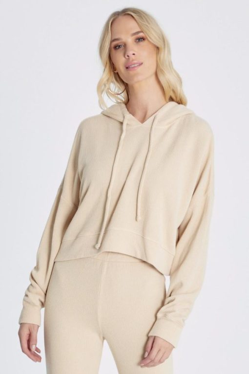 Outfittershub.shopd80207258c 1