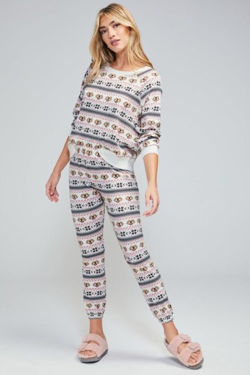 Outfittershub.shope67c9ea6bf 4