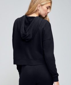 Outfittershub.shope9ec3f5b3e 1