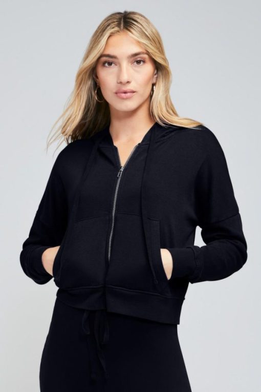 Outfittershub.shope9ec3f5b3e 2